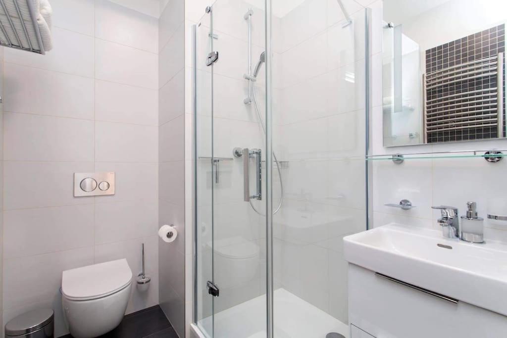 Friendly Private Room In The Sharing Flat Prague Extérieur photo